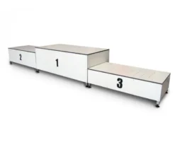 PODIUM DE REMISE DE PRIX GOLFINHO